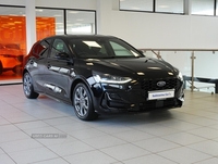 Ford Focus 1.0T EcoBoost ST-Line Style Hatchback 5dr Petrol Manual Euro 6 (s/s) (125 ps) in Tyrone