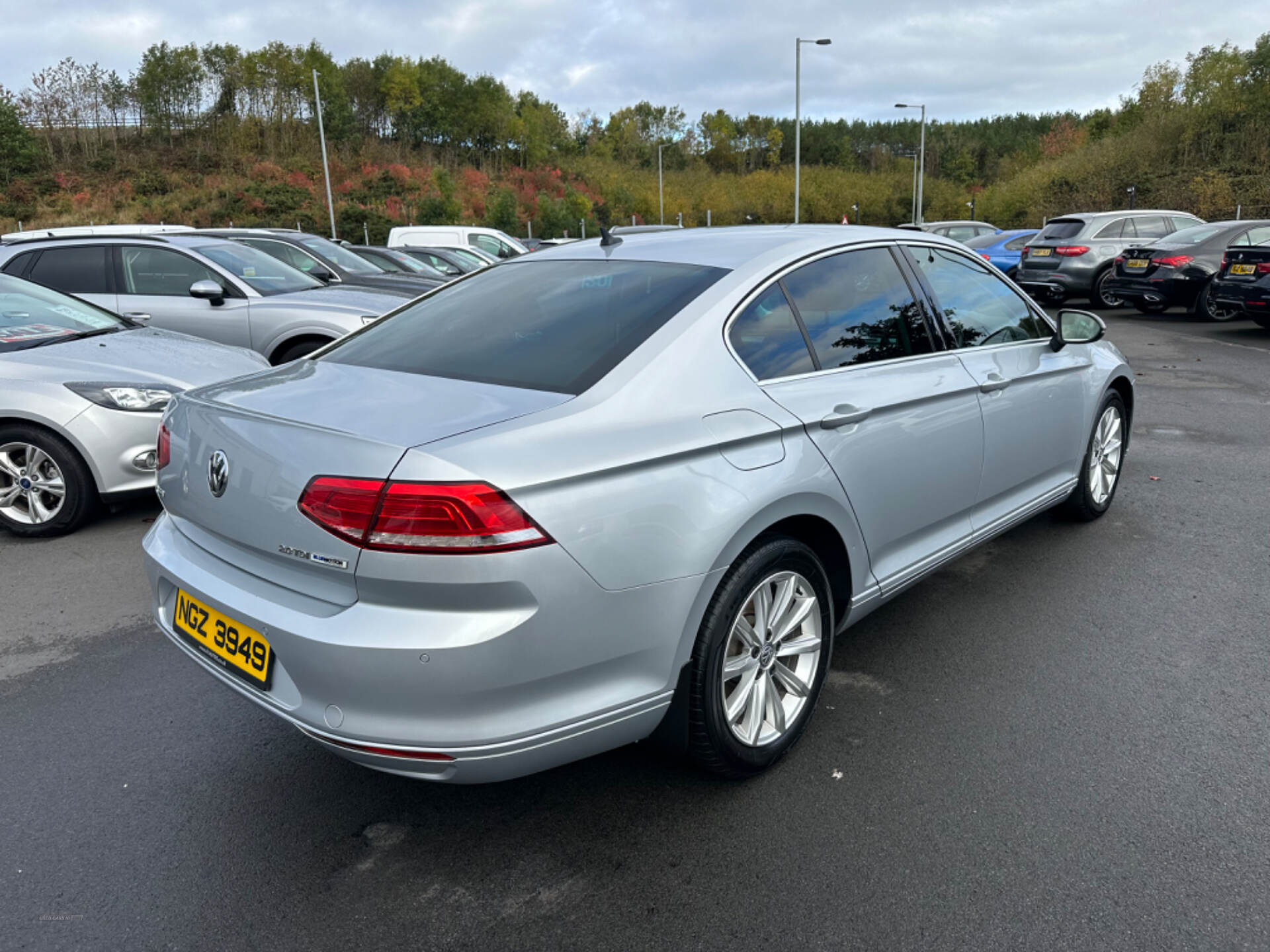 Volkswagen Passat DIESEL SALOON in Down