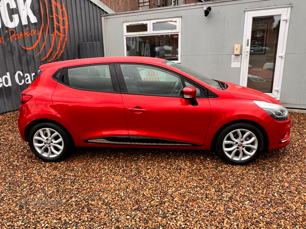 Renault Clio DIESEL HATCHBACK in Antrim