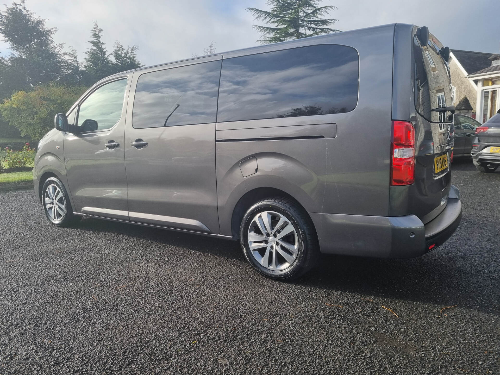 Peugeot Traveller DIESEL ESTATE in Derry / Londonderry