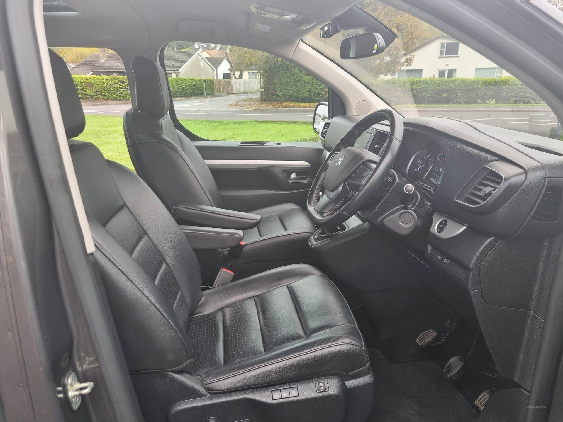 Peugeot Traveller DIESEL ESTATE in Derry / Londonderry