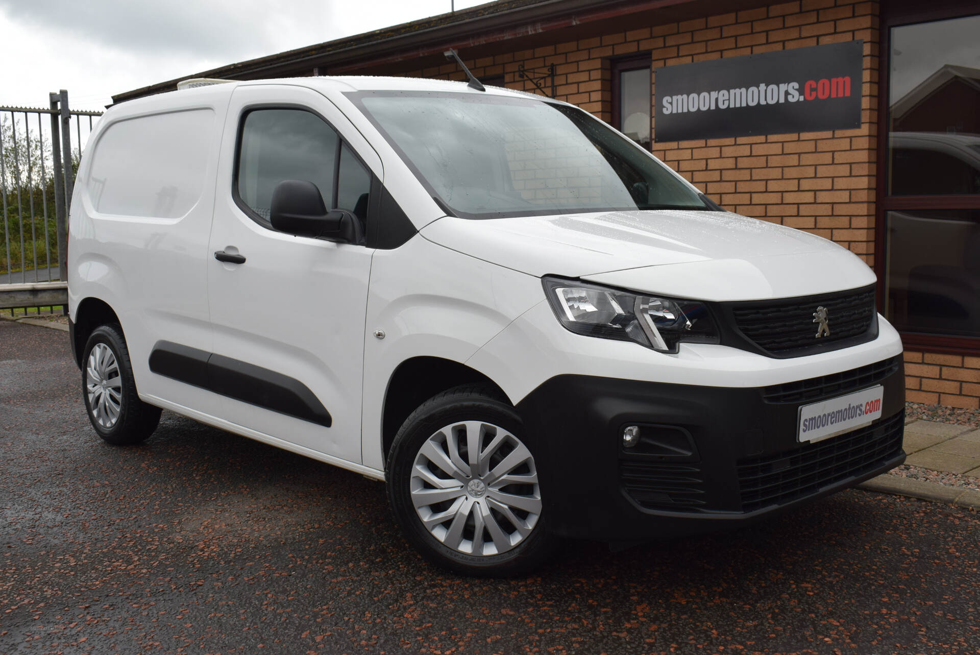 Peugeot Partner STANDARD DIESEL in Antrim