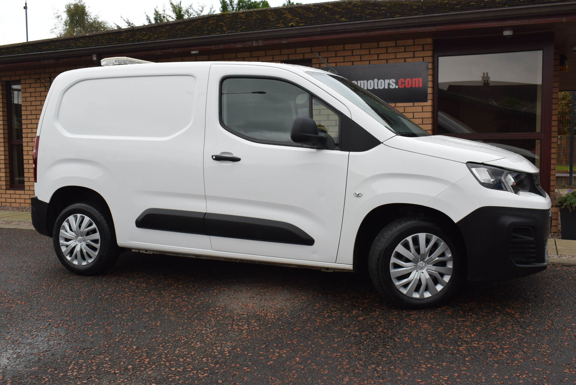 Peugeot Partner STANDARD DIESEL in Antrim