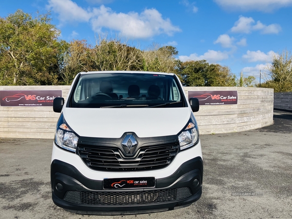 Renault Trafic SWB DIESEL in Down