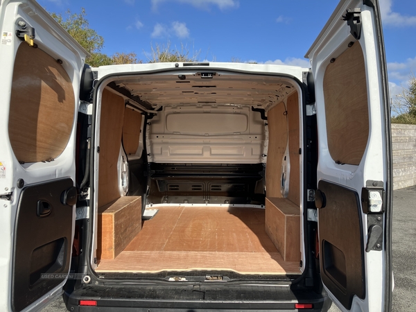 Renault Trafic SWB DIESEL in Down