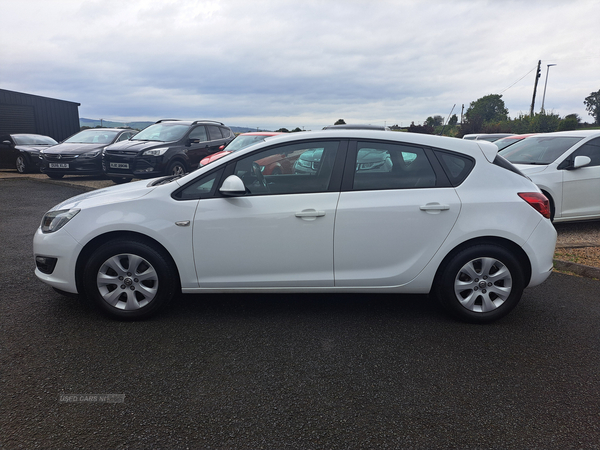 Vauxhall Astra DIESEL HATCHBACK in Tyrone