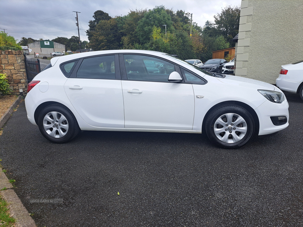 Vauxhall Astra DIESEL HATCHBACK in Tyrone