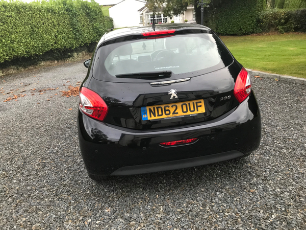 Peugeot 208 DIESEL HATCHBACK in Down