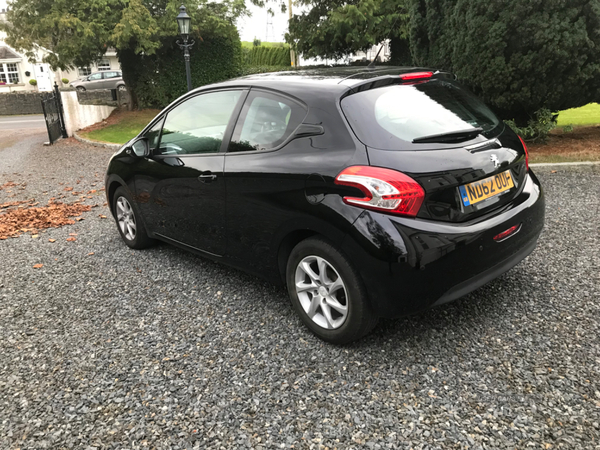 Peugeot 208 DIESEL HATCHBACK in Down