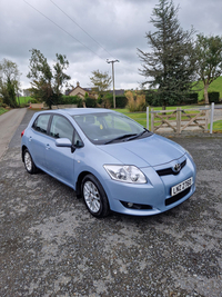 Toyota Auris 2.0 D-4D T3 5dr in Armagh