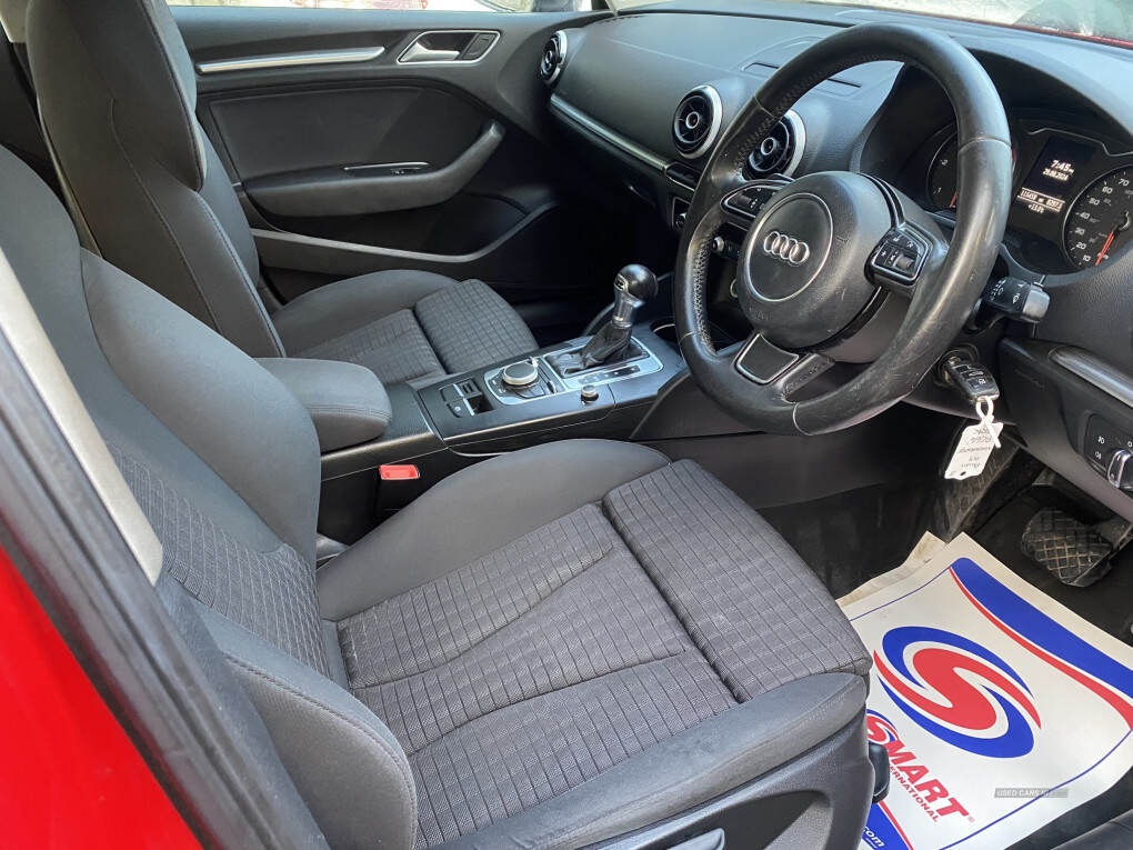 Nov 2014 Audi A3 1.6 TDI 110 Sport 4dr S Tronic