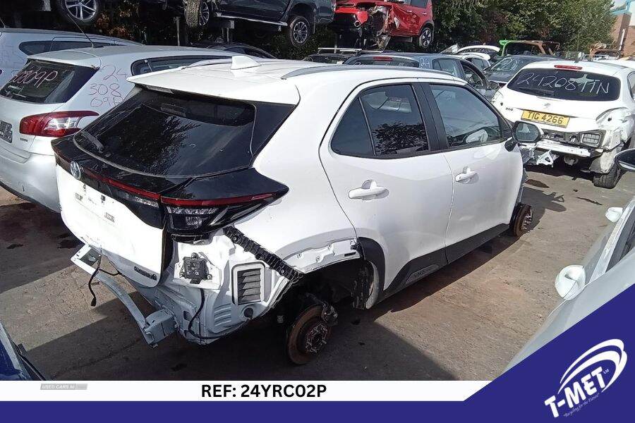 May 2022 Toyota Yaris Cross 1.5 Hybrid Excel 5dr CVT