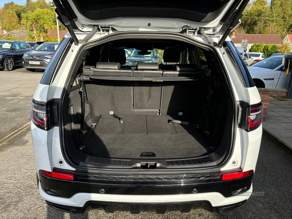 Land Rover Discovery Sport DIESEL SW in Down