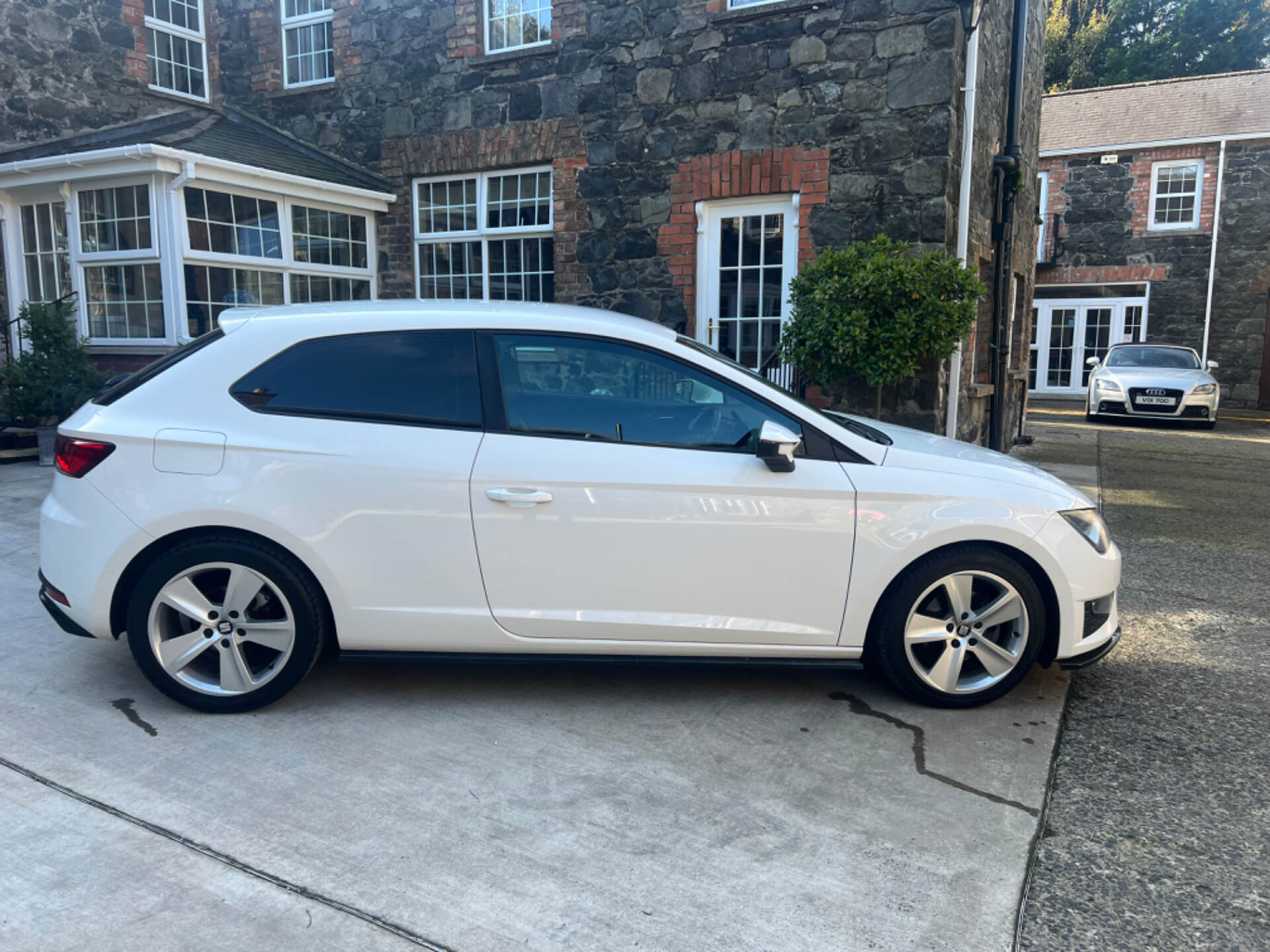 Seat Leon SPORT COUPE in Antrim