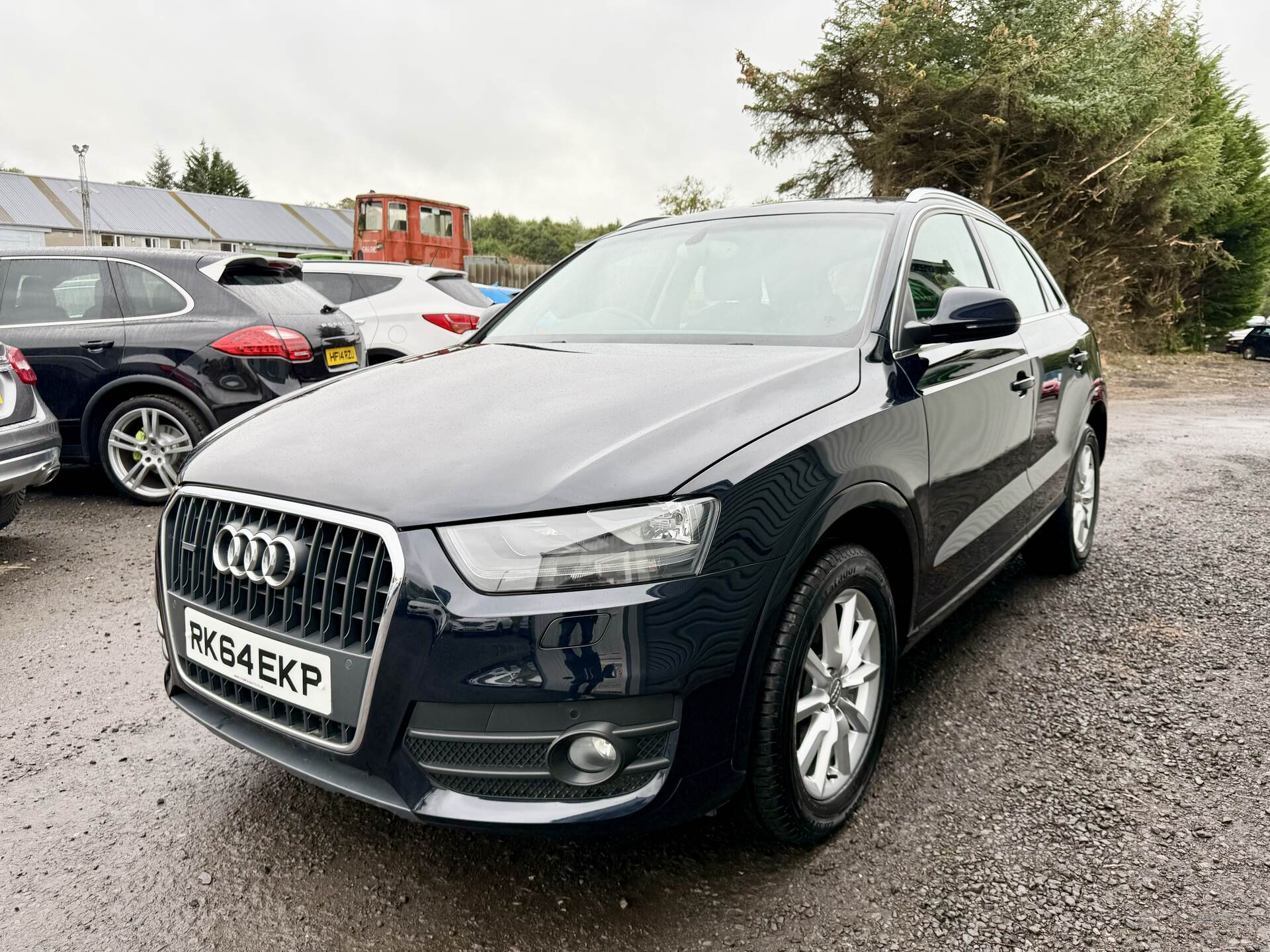 Audi Q3 ESTATE in Down