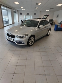 BMW 1 Series 118i Sport 3dr Step Auto in Down