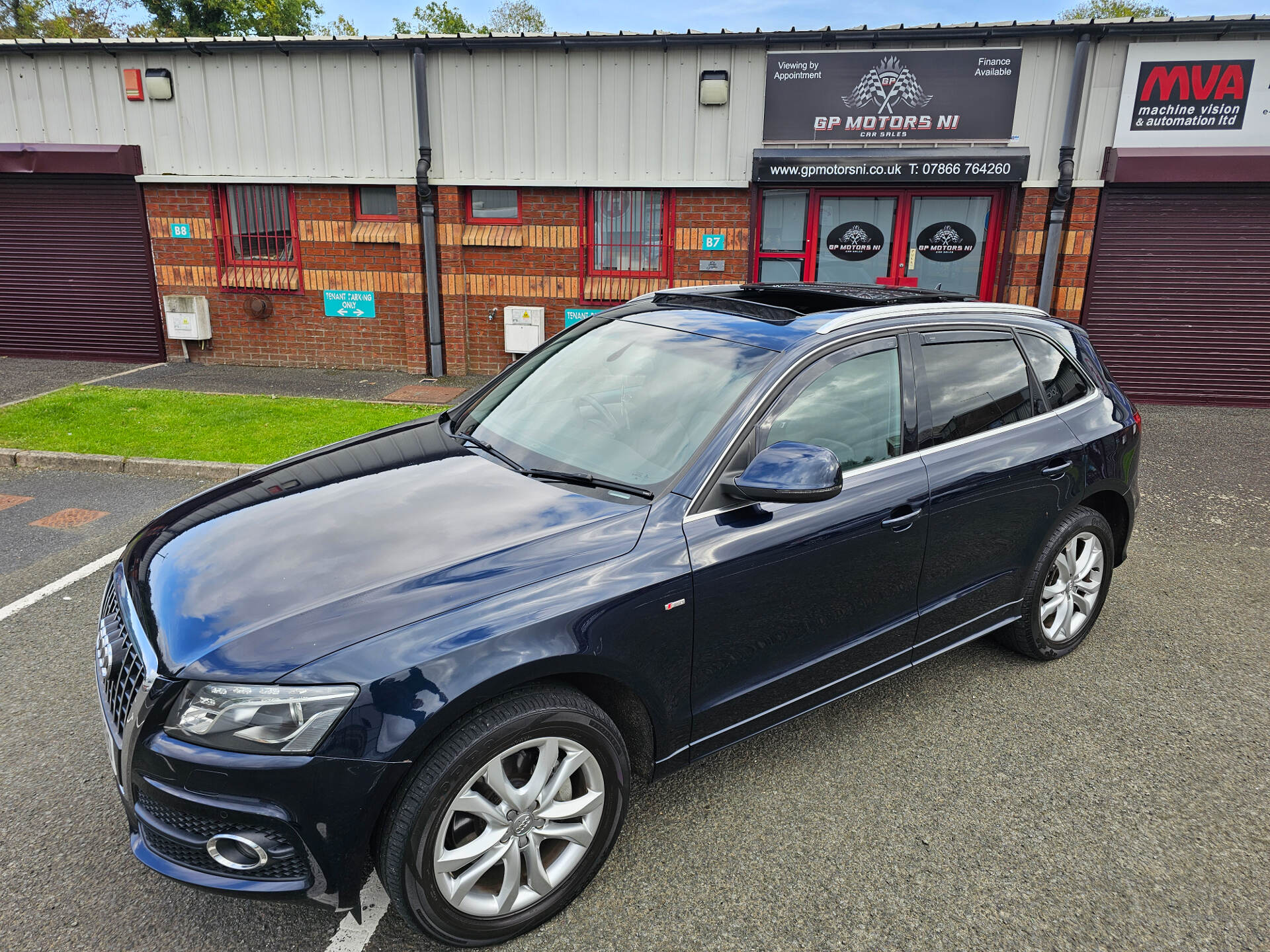 Audi Q5 DIESEL ESTATE in Down