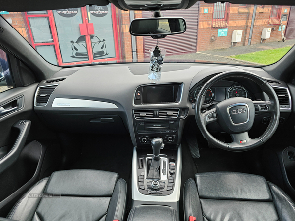 Audi Q5 DIESEL ESTATE in Down