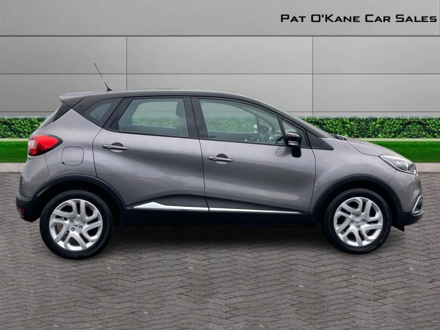 Renault Captur HATCHBACK in Derry / Londonderry