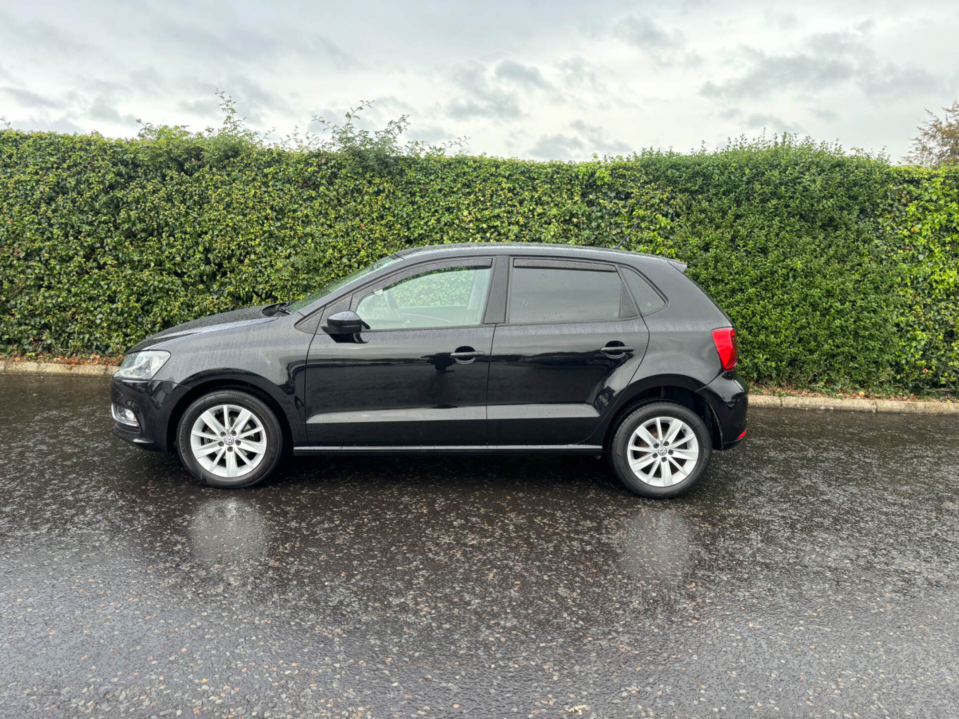 Volkswagen Polo DIESEL HATCHBACK in Derry / Londonderry