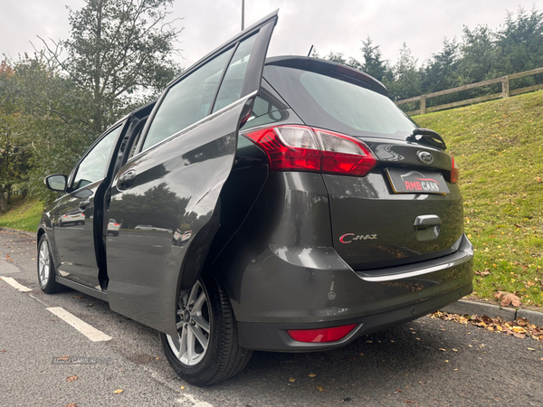 Ford Grand C-MAX DIESEL ESTATE in Down