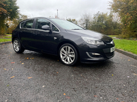 Vauxhall Astra 1.6i 16V SRi 5dr in Down