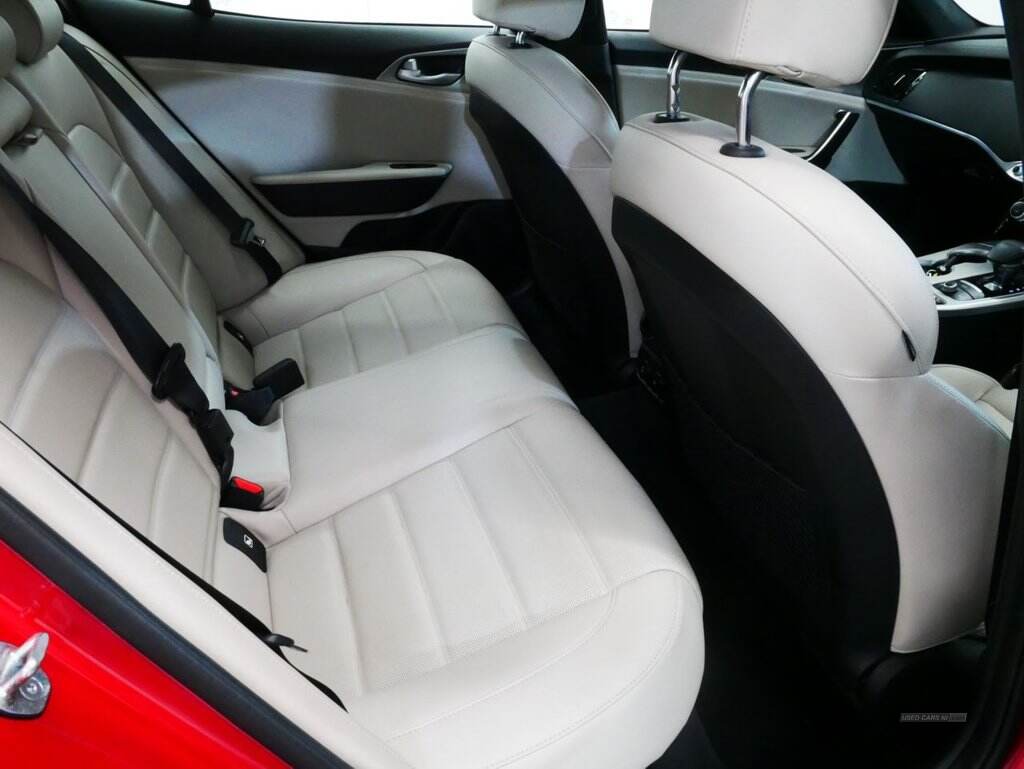Oct 2019 Kia Stinger 2.0 T-GDi GT-Line 5dr Auto