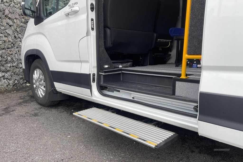 Oct 2023 Maxus E DELIVER 9 150kW High Roof Van 88.5kWh Auto