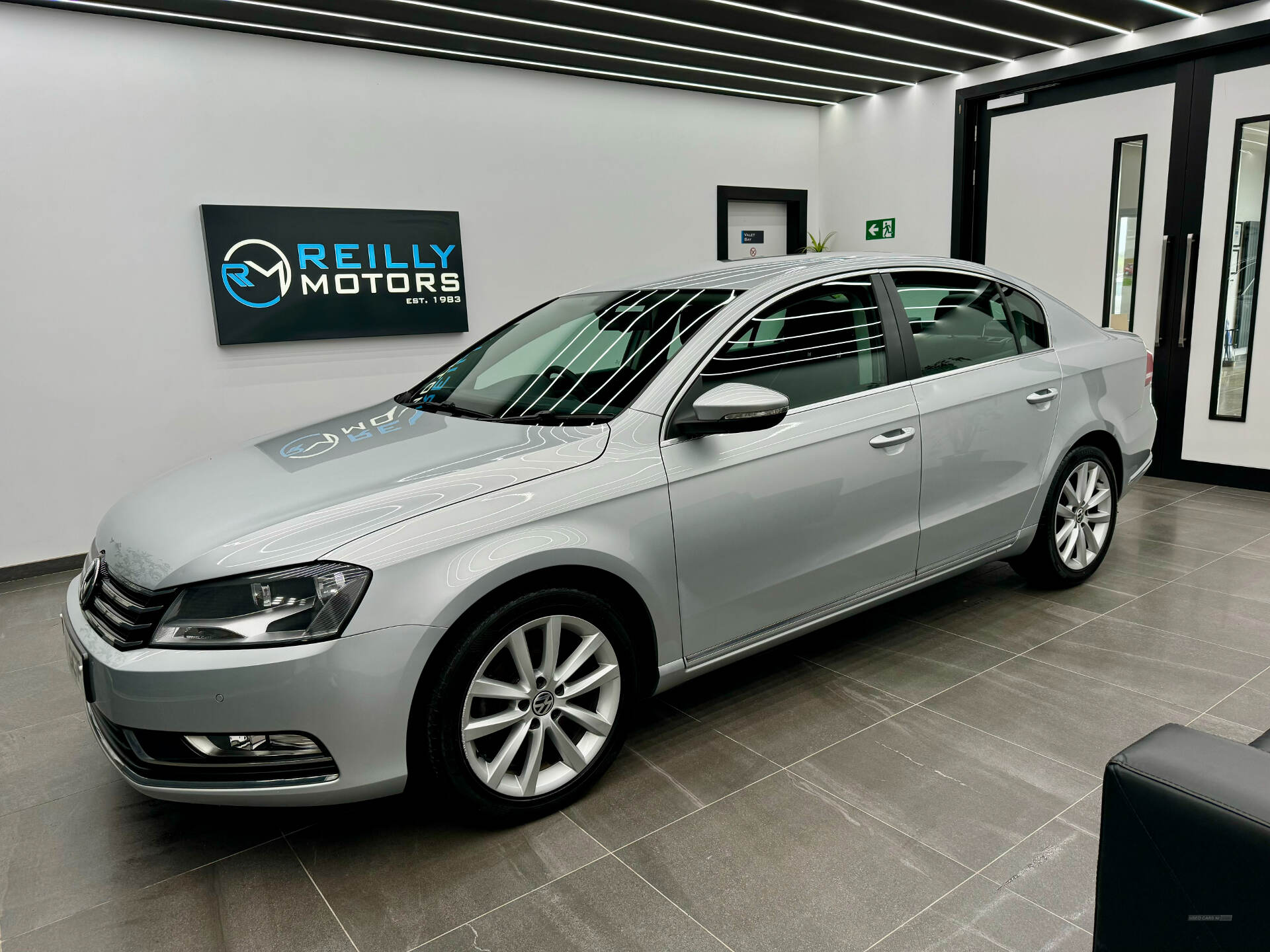 Volkswagen Passat DIESEL SALOON in Derry / Londonderry