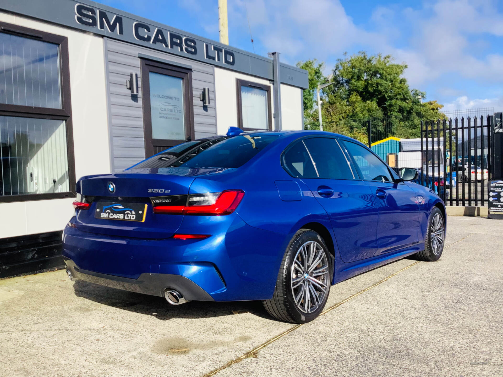 BMW 3 Series SALOON in Down