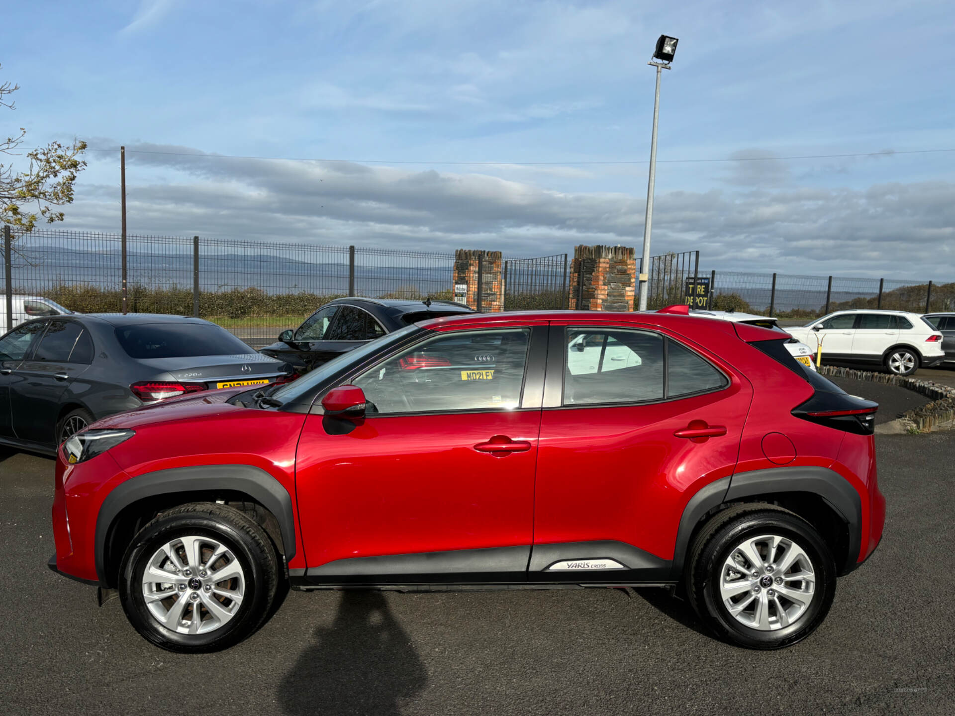 Toyota Yaris Cross ESTATE in Derry / Londonderry