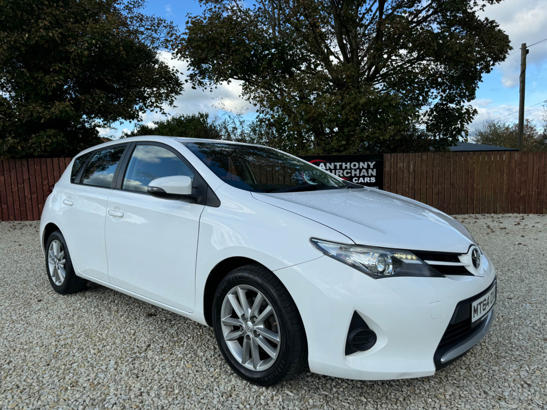 Toyota Auris DIESEL HATCHBACK in Down