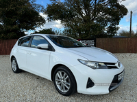 Toyota Auris DIESEL HATCHBACK in Down