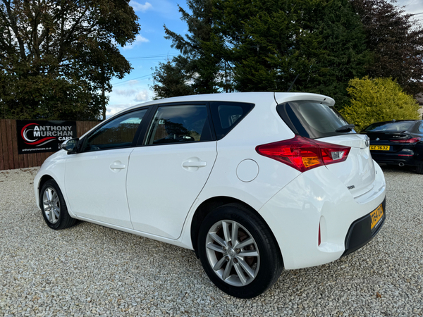 Toyota Auris DIESEL HATCHBACK in Down