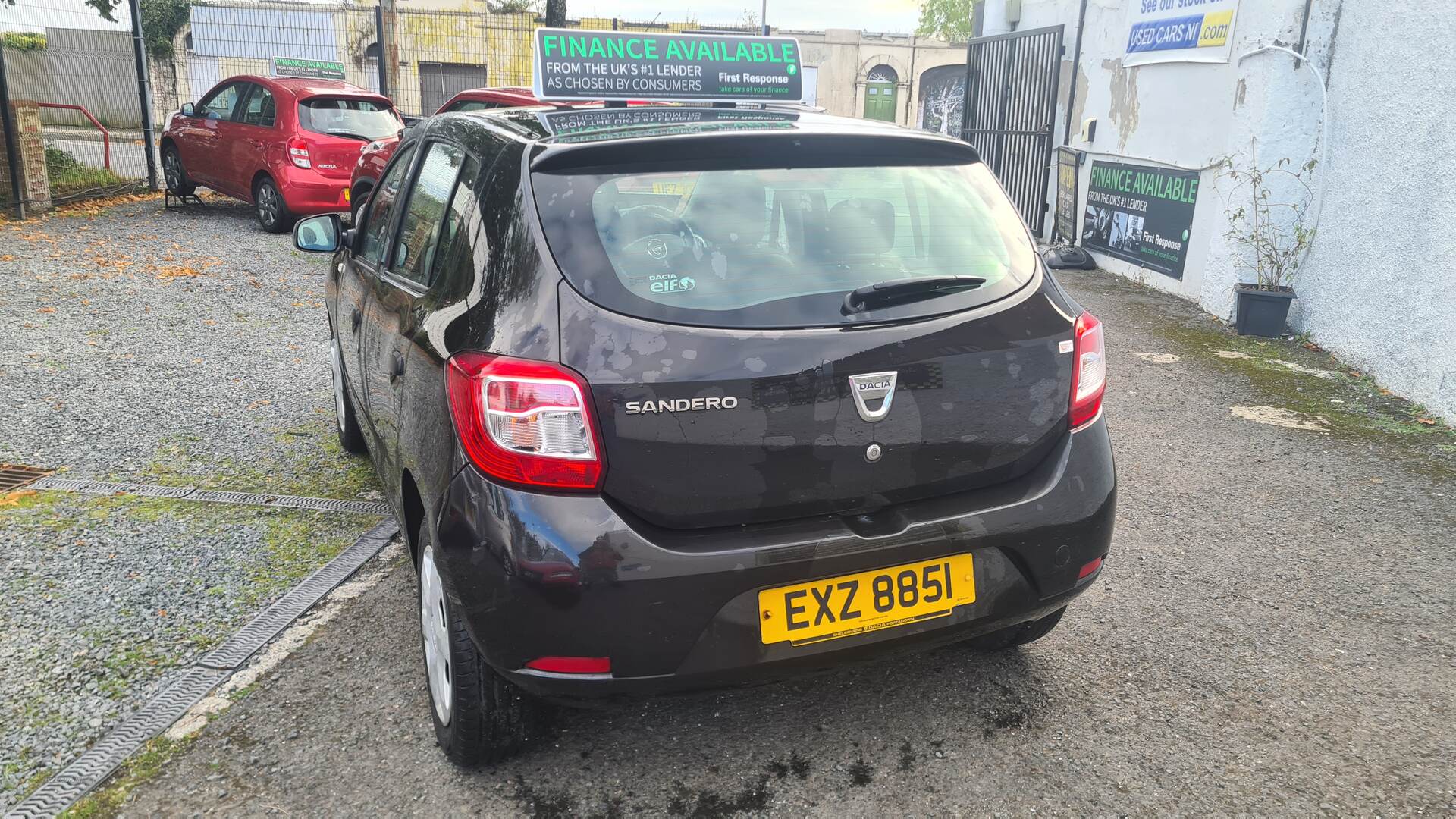 Dacia Sandero HATCHBACK in Down