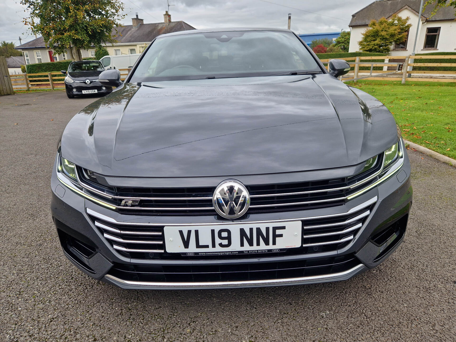 Volkswagen Arteon DIESEL FASTBACK in Down