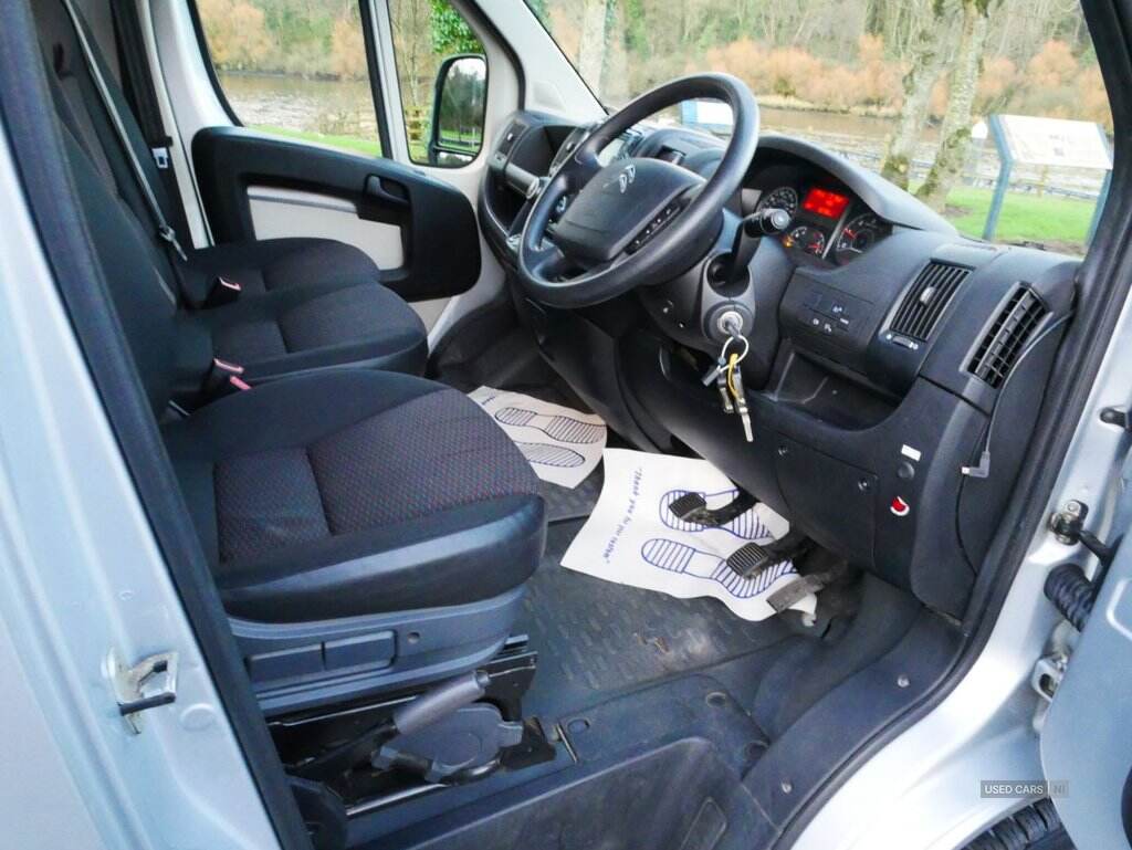 Apr 2016 Citroen Relay 2.2 HDi H2 Van 130ps Enterprise