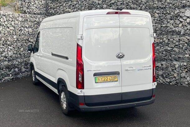 Jul 2022 Maxus Deliver 9 150kW High Roof Van 72kWh Auto