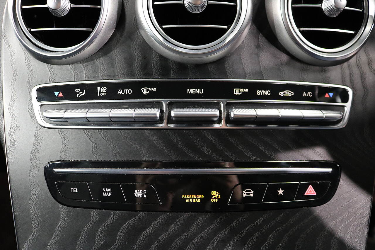 Sep 2020 Mercedes-Benz GLC GLC 300d 4Matic AMG Line Premium 5dr 9G-Tronic