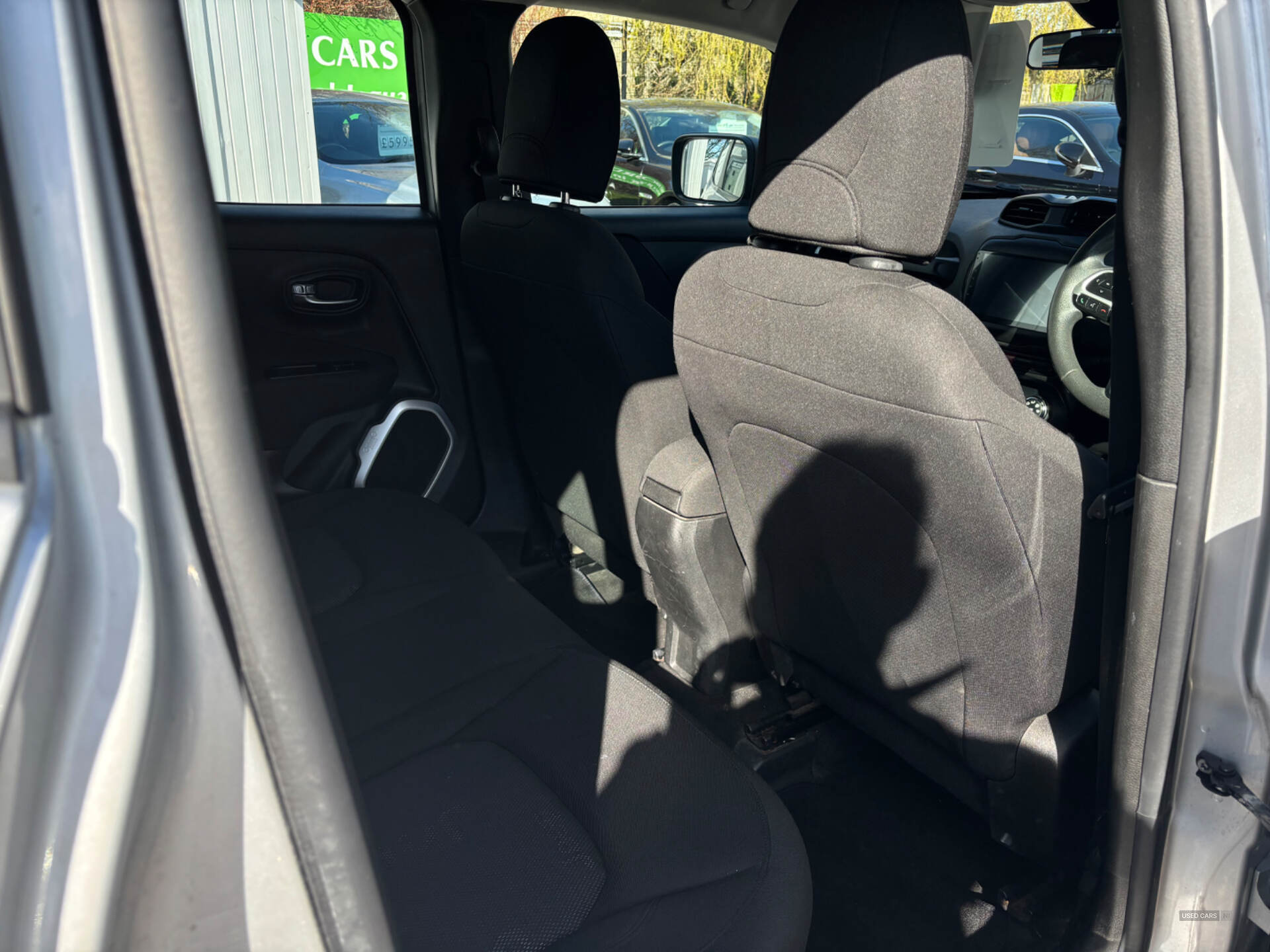 Sep 2015 Jeep Renegade 1.6 Multijet Sport 5dr