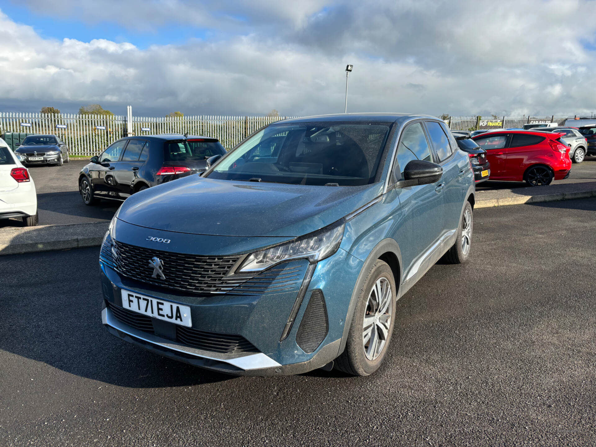 Peugeot 3008 DIESEL ESTATE in Derry / Londonderry