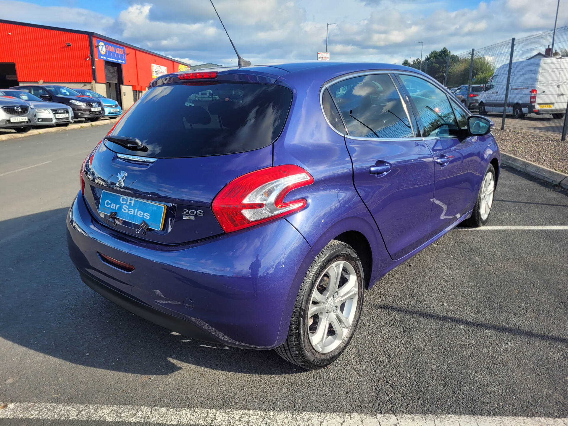 Peugeot 208 DIESEL HATCHBACK in Down