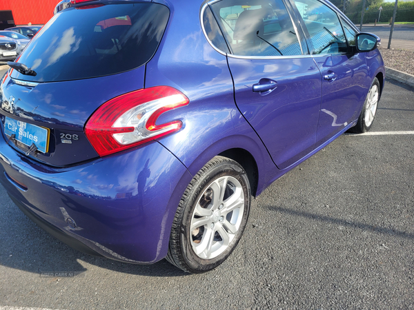 Peugeot 208 DIESEL HATCHBACK in Down