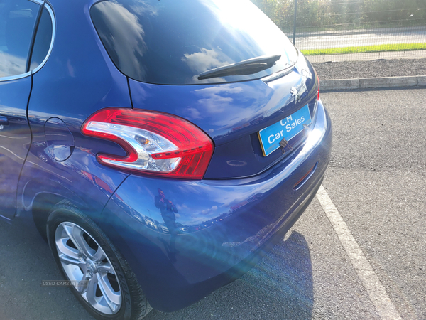 Peugeot 208 DIESEL HATCHBACK in Down