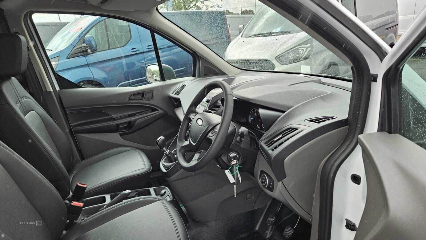 Sep 2024 Ford Transit Connect 1.5 EcoBlue 75ps Leader Van