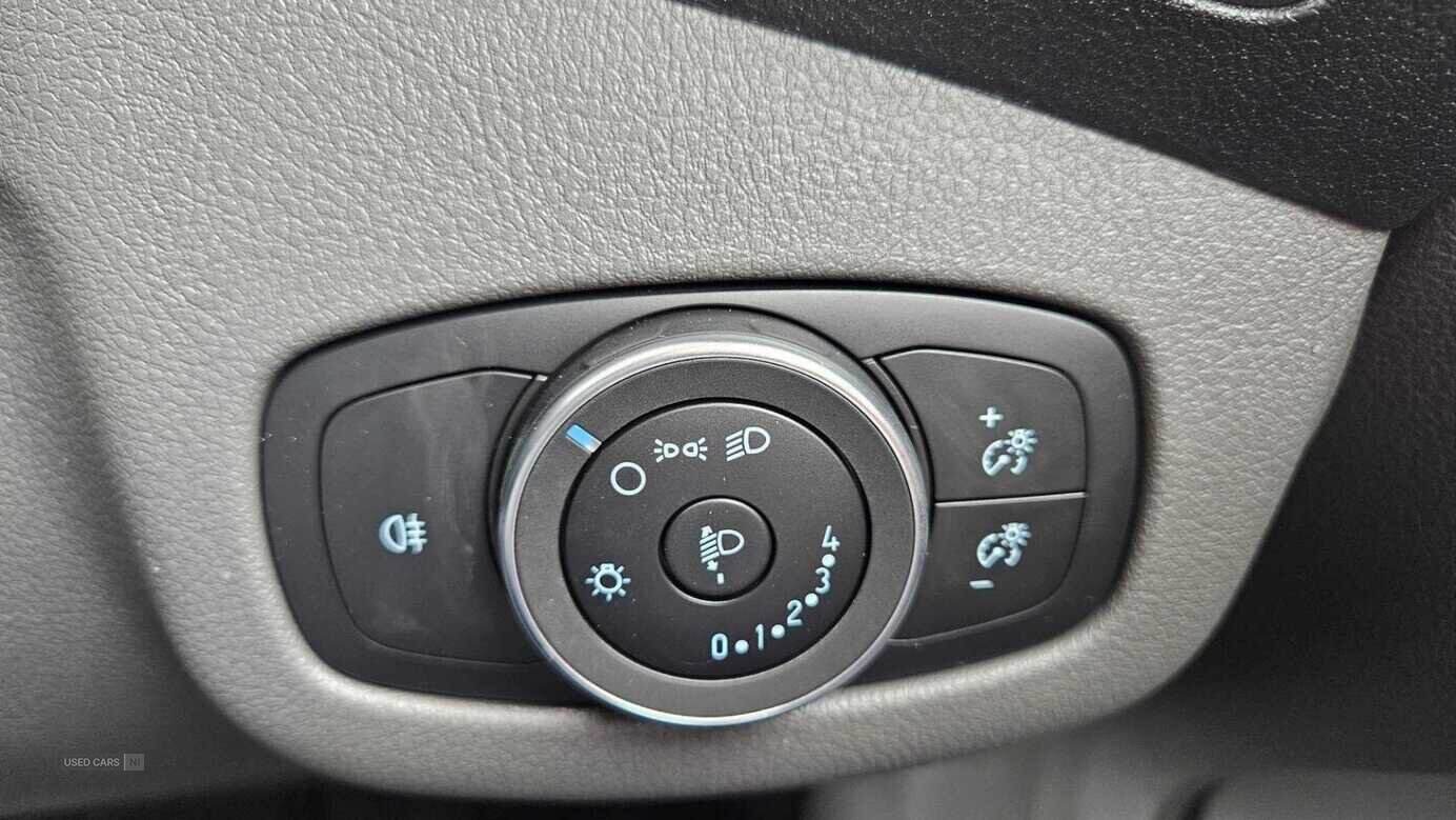 Sep 2024 Ford Transit Connect 1.5 EcoBlue 75ps Leader Van