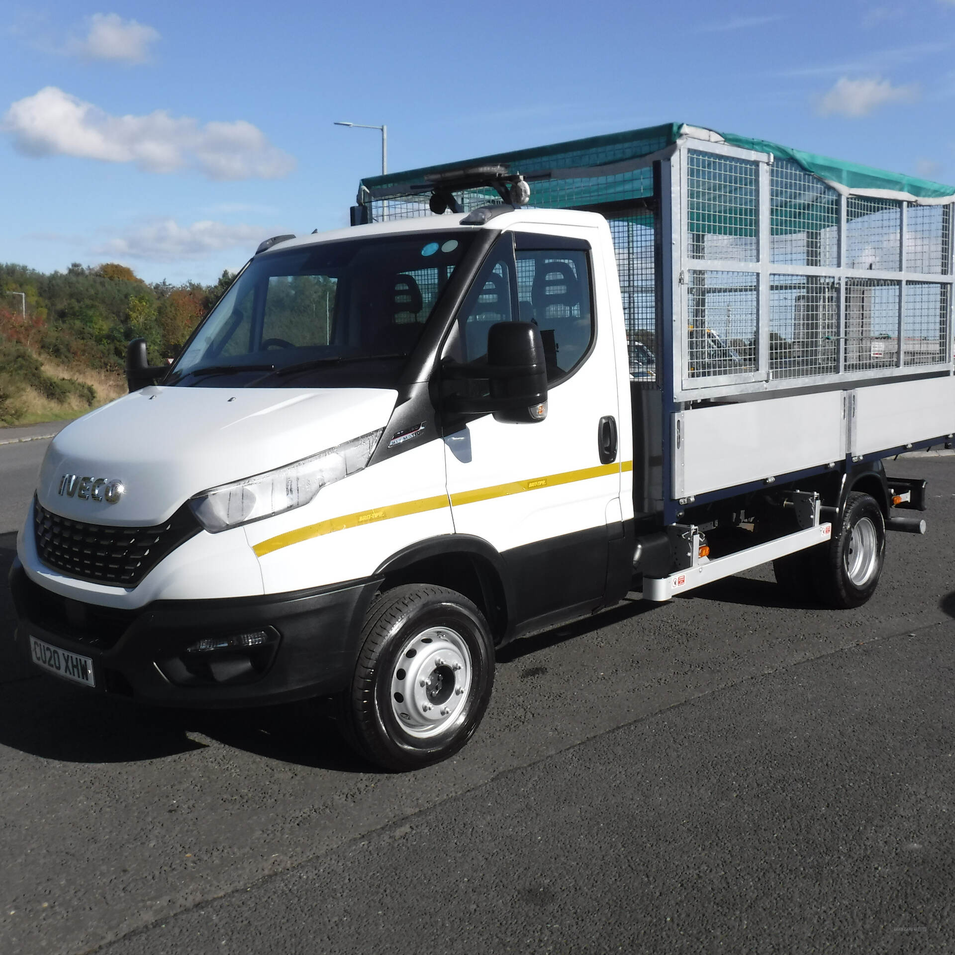 Iveco Daily Twin rear wheels . Excellent condition . in Down