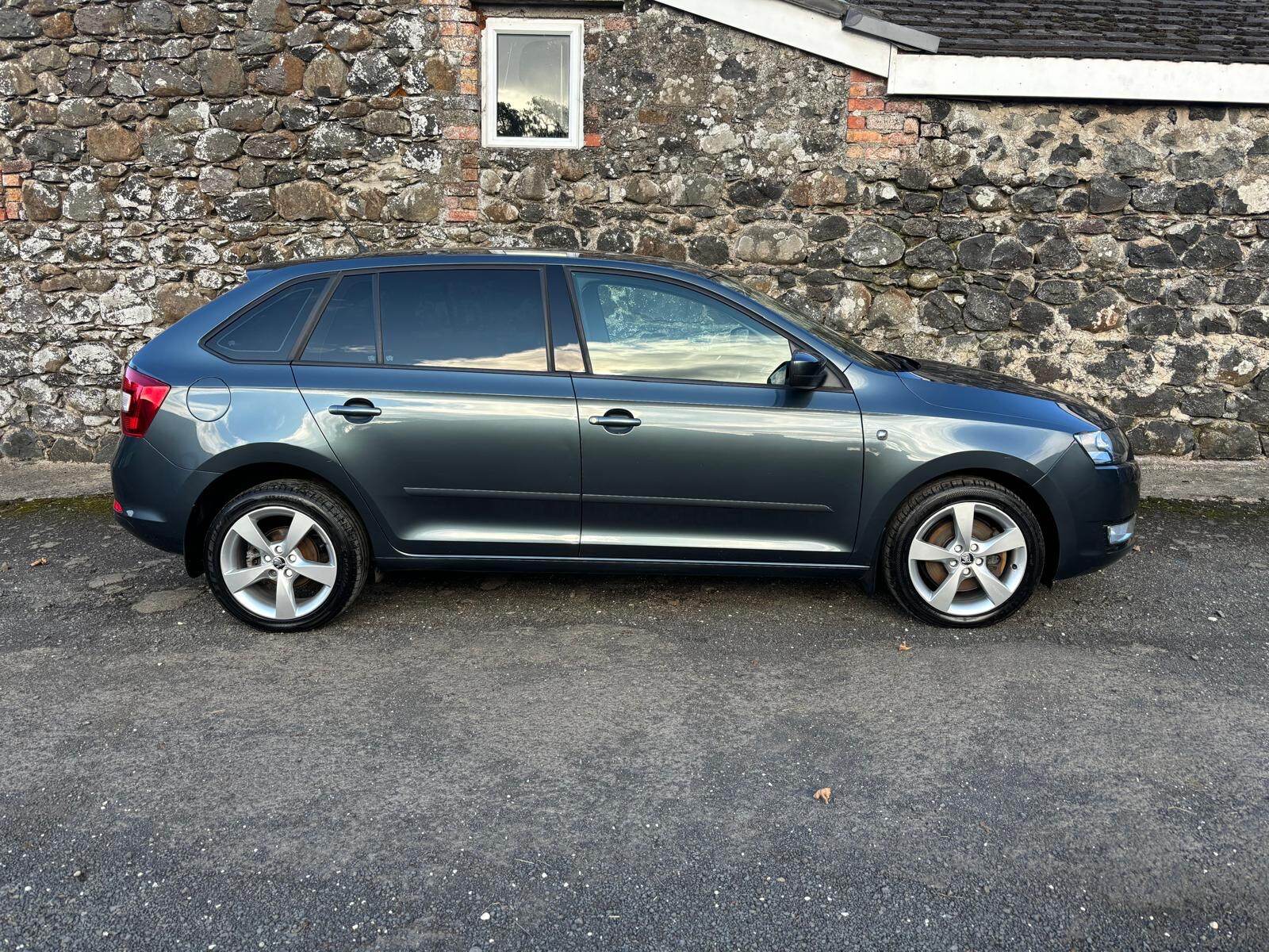 Oct 2014 Skoda Rapid 1.2 TSI 105 GreenTech SE Tech 5dr