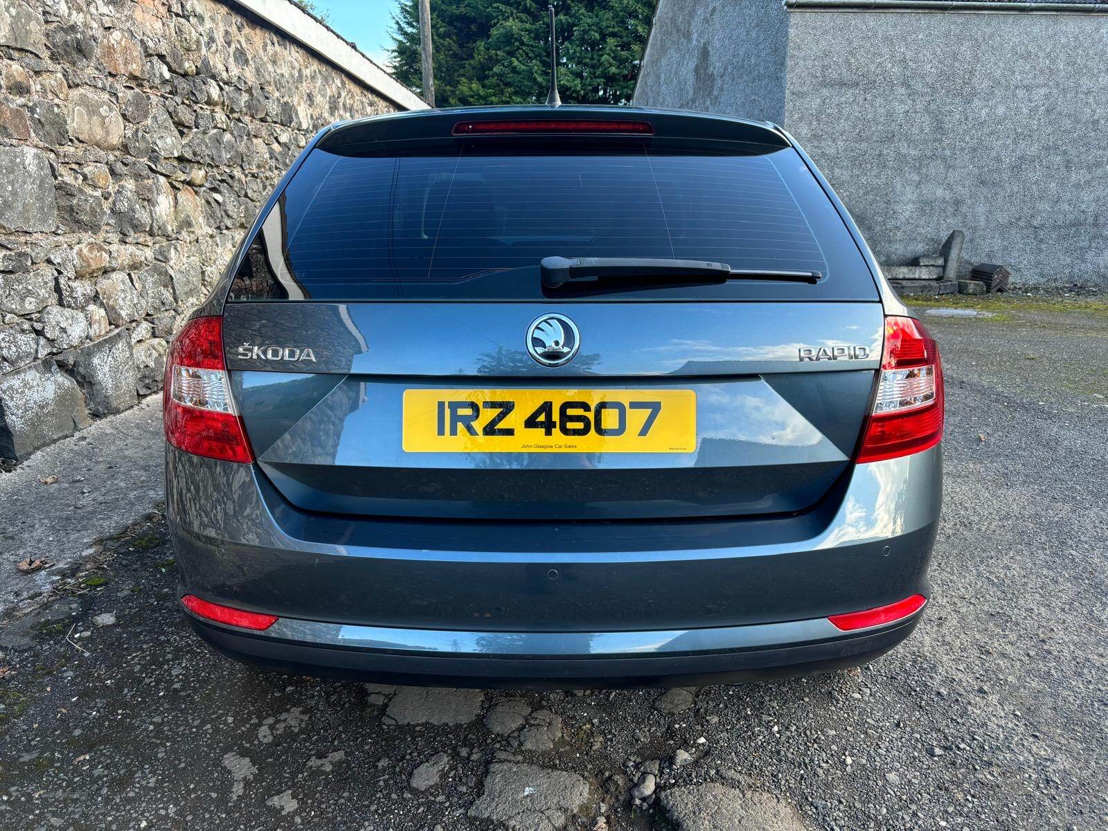 Oct 2014 Skoda Rapid 1.2 TSI 105 GreenTech SE Tech 5dr