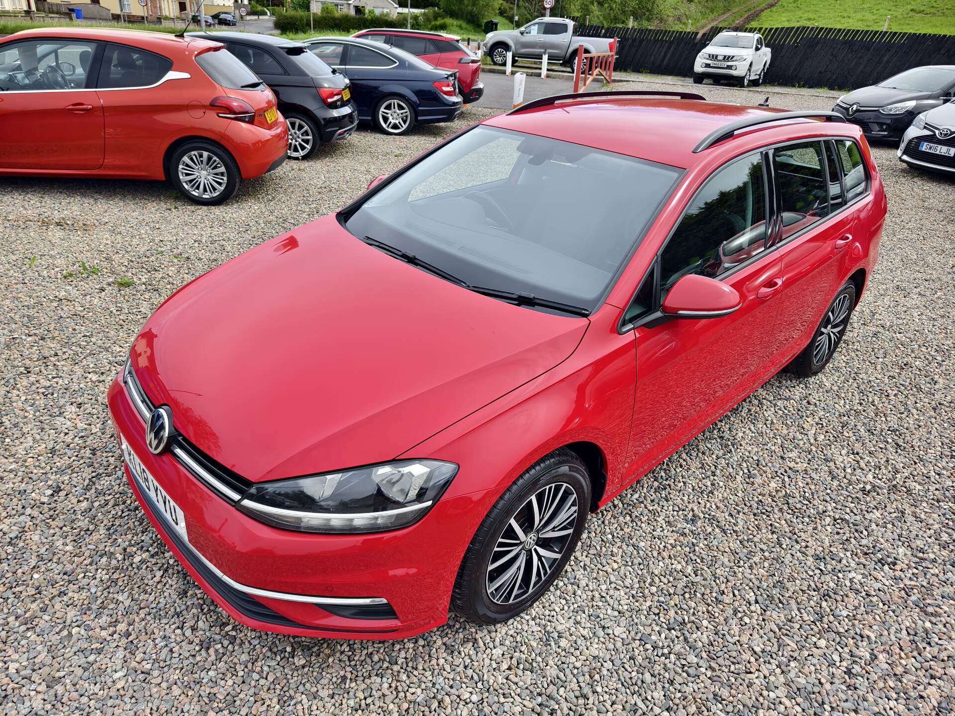 Volkswagen Golf DIESEL ESTATE in Fermanagh